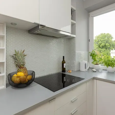 Aleje Ujazdowskie 8 By Renters * Warszawa